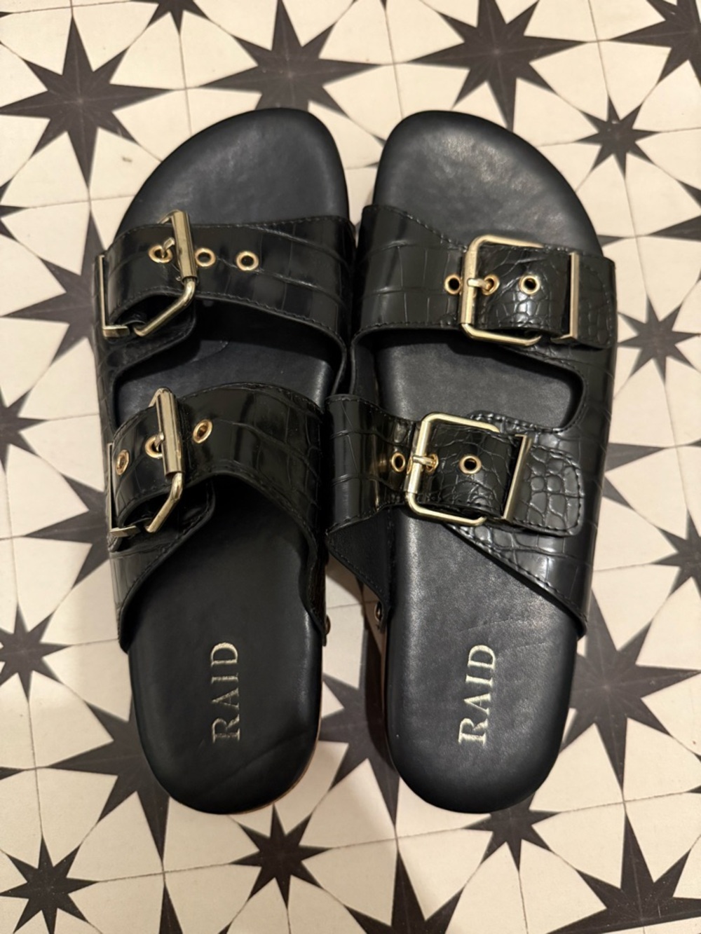 RAID Black Croc-Embossed Buckle Slide Sandals